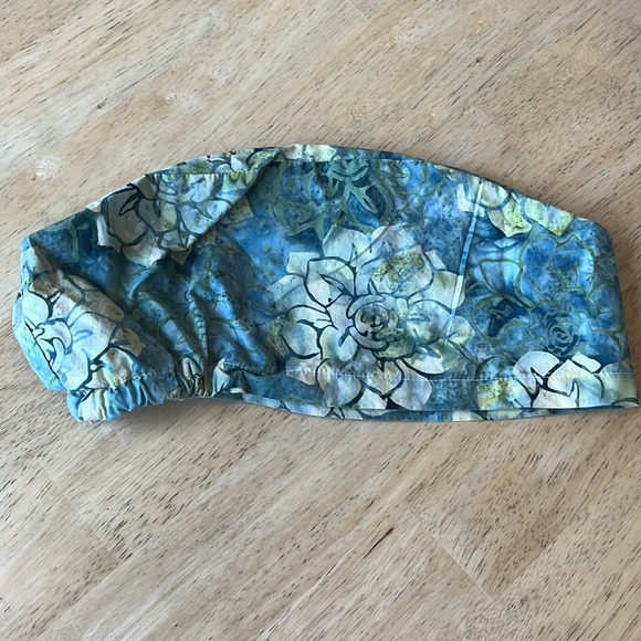 4 pack of Scrub Caps - Picture 6 of 8